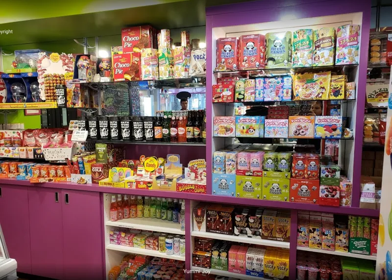 candy stores Yummi Joy