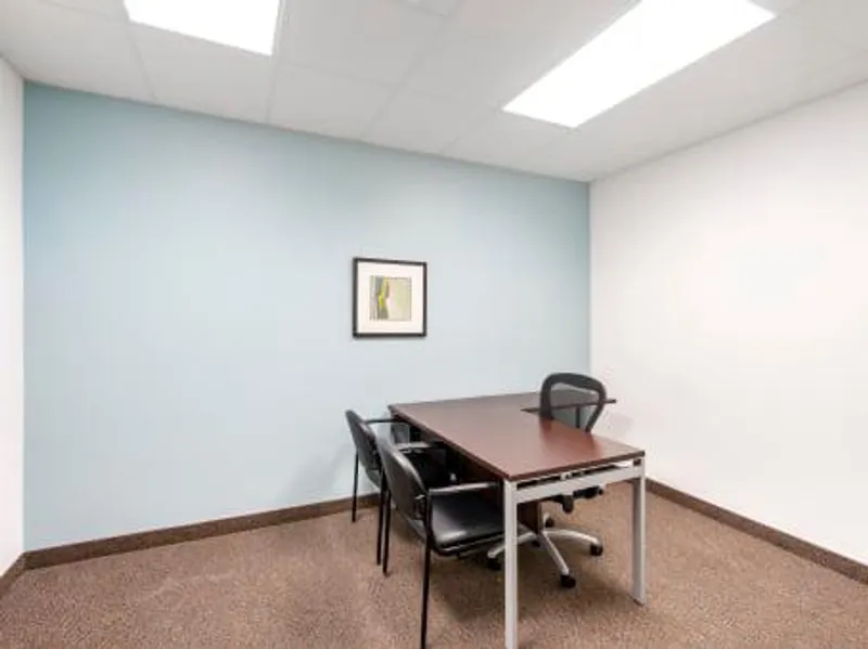 co-working spaces Regus - Jacksonville - Quadrant I