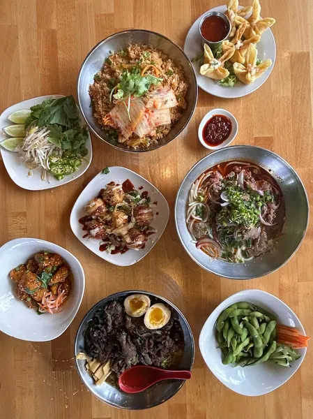 vietnamese restaurants ZEN Pho & Noodles Jacksonville