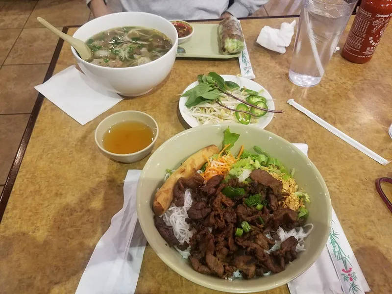 vietnamese restaurants Pho Saigon Noodle House