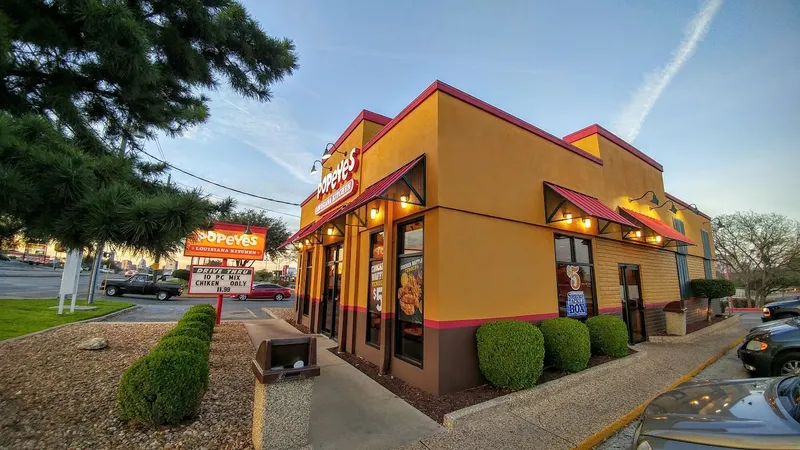 Fast Food restaurants Popeyes Louisiana Kitchen