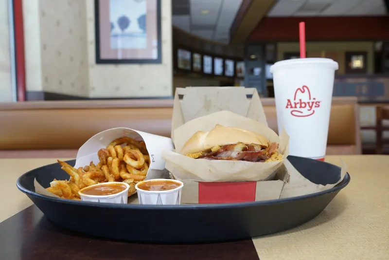 Fast Food restaurants Arby's in Haltom City