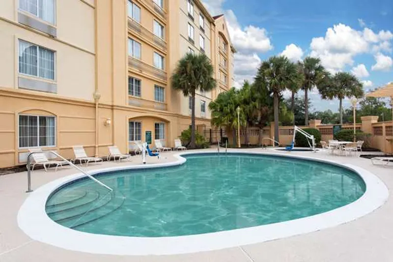 pet friendly hotels La Quinta Inn & Suites by Wyndham Jacksonville Butler Blvd