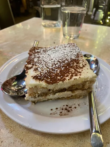 Tiramisu restaurants Enoteca Vespaio