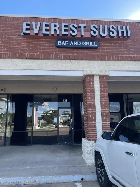 sushi restaurants Everest sushi Bar and grill