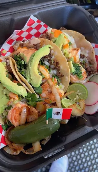 Tacos restaurants Birrieria Y Taqueria Los Patrones