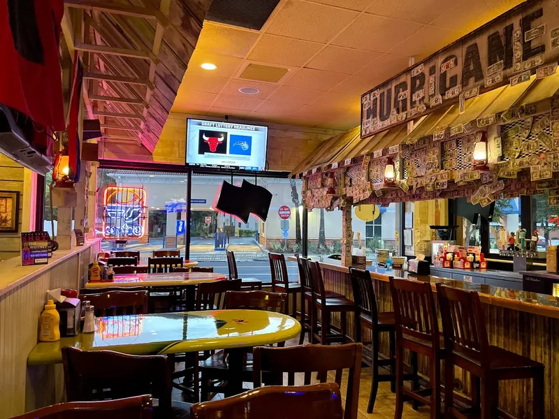 Kid-Friendly restaurants Hurricane Grill & Wings-San Marco