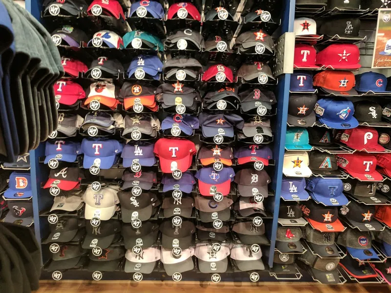 hat stores Lids