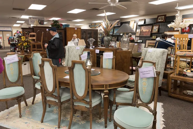 consignment shops Assistance League of Austin