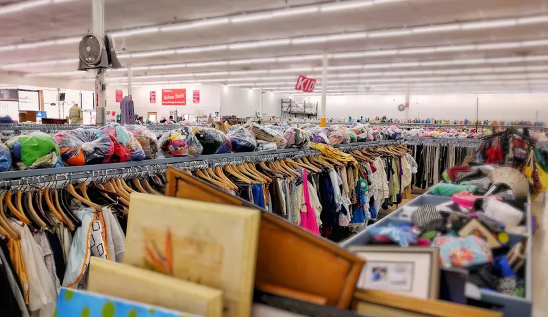 consignment shops Haltom Thrift