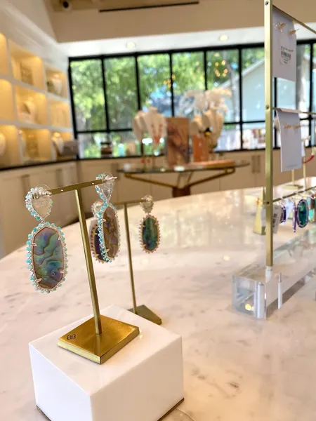 jewelry stores Kendra Scott Flagship