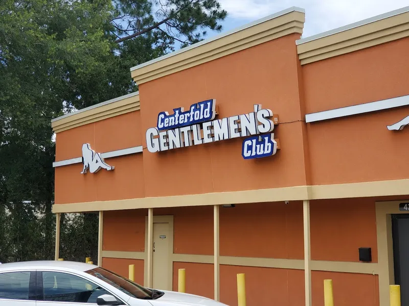 nightclubs Centerfold Lounge