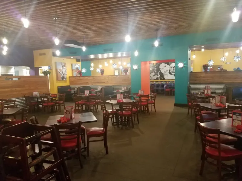 Kid-Friendly restaurants Serranos Cocina Y Cantina