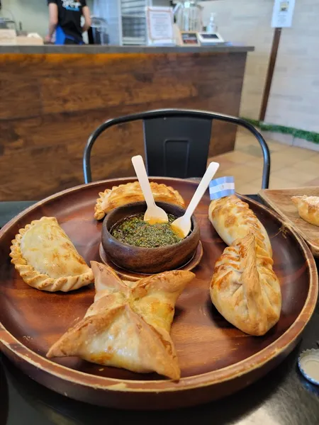 Peruvian restaurants Del Campo Empanadas