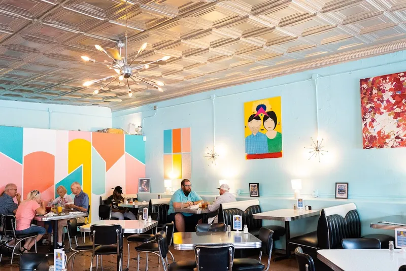 Kid-Friendly restaurants Spiral Diner & Bakery