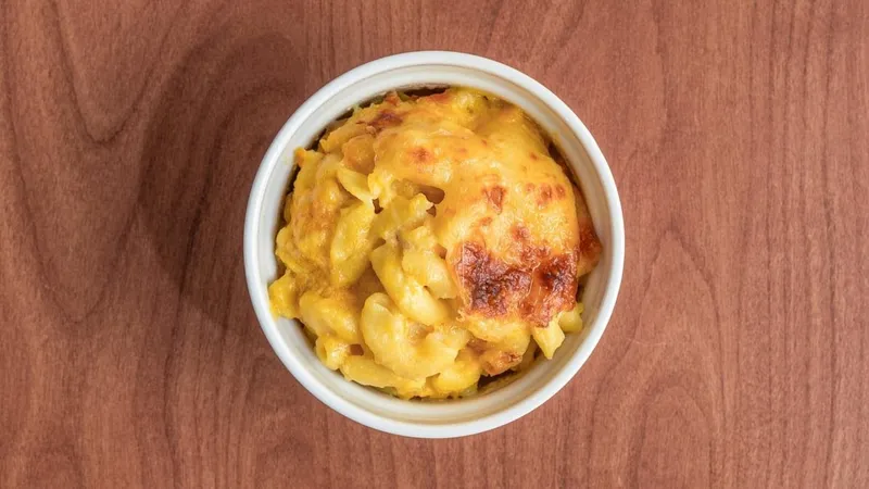 Mac and Cheese Soul Food Bistro