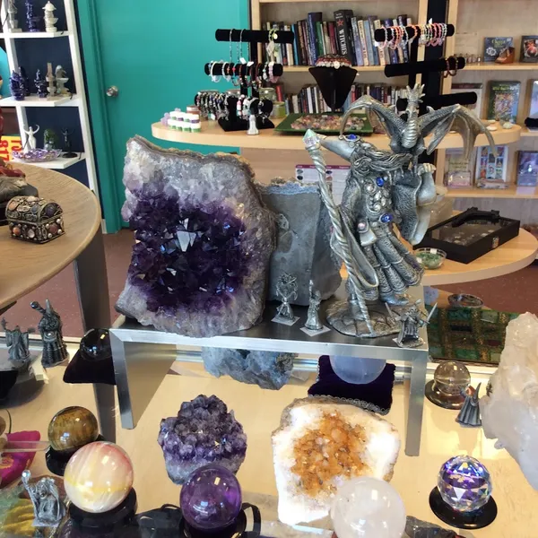 crystal shops The Aura Clinic - Psychic Readings