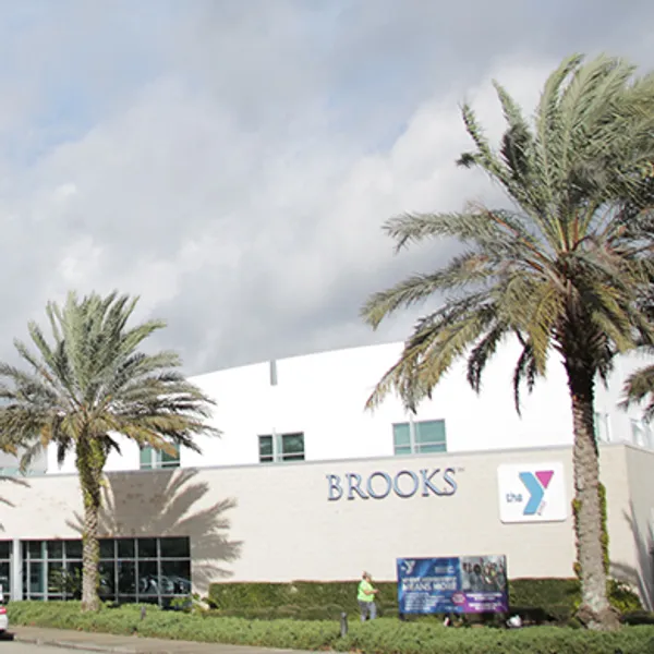 swimming lessons Brooks Family YMCA