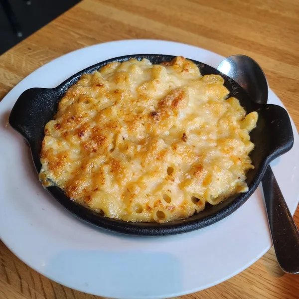 Mac and Cheese Doc B's Restaurant