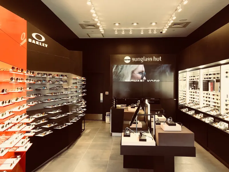 sunglasses stores Sunglass Hut