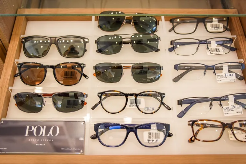 sunglasses stores LensCrafters