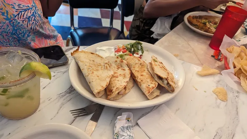 chicken quesadilla Chuy's