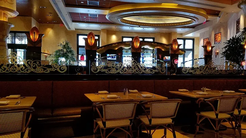 restaurants The Cheesecake Factory