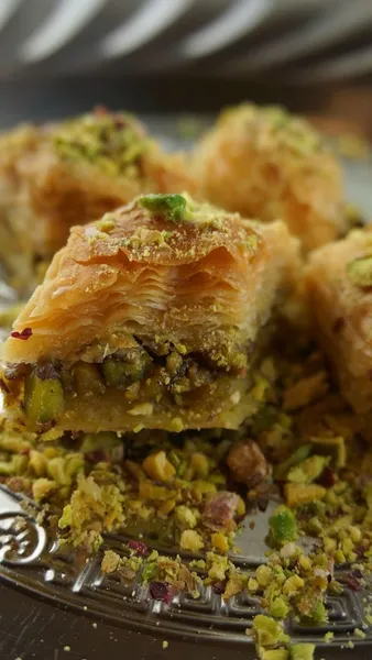 baklava Gyroz Eatery