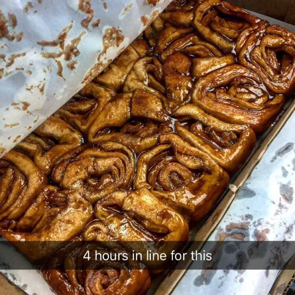 cinnamon rolls Knaus Berry Farm