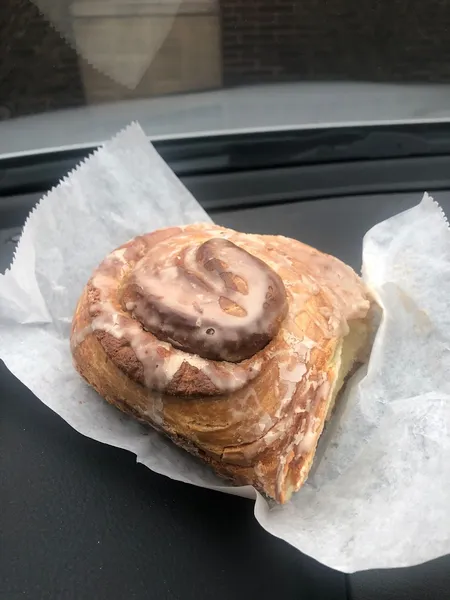 cinnamon rolls Terrapin Bakery