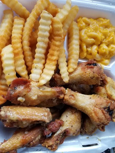 Mac and Cheese Peter's Chicken, Burger, Wings, & Seafood