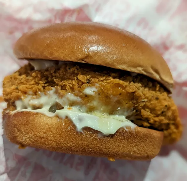 chicken sandwiches Jollibee