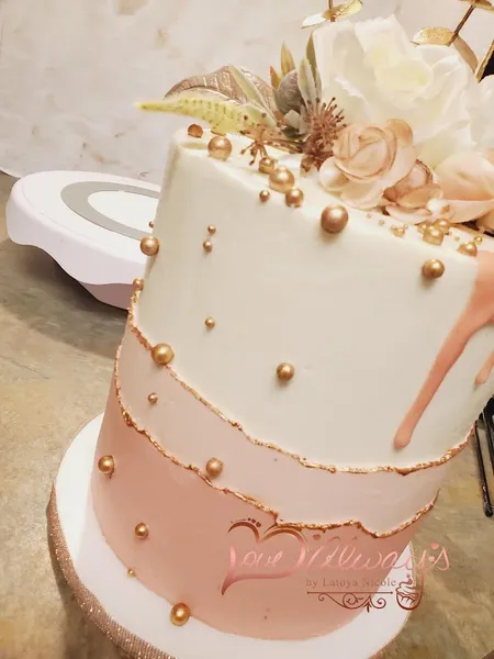 custom cakes Love Always Cakes