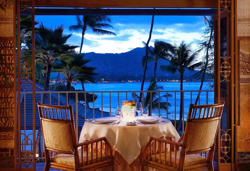 romantic restaurants La Mer