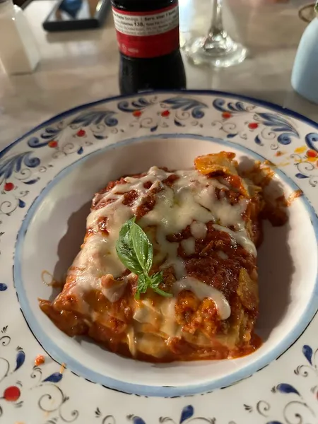 Lasagne IT Italian Trattoria COLLINS