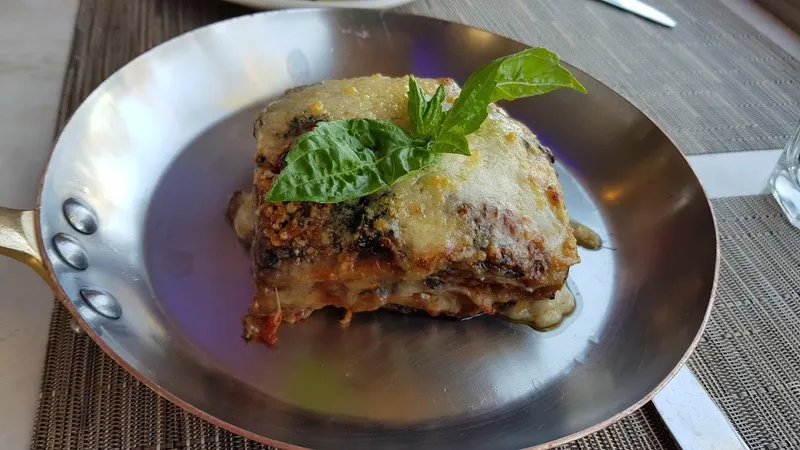 Lasagne Il Bolognese🍝🇮🇹 Italian Restaurant Miami Beach