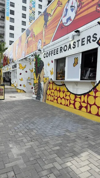 coffee roasters Macondo Coffee Roasters Little Havana Calle 8