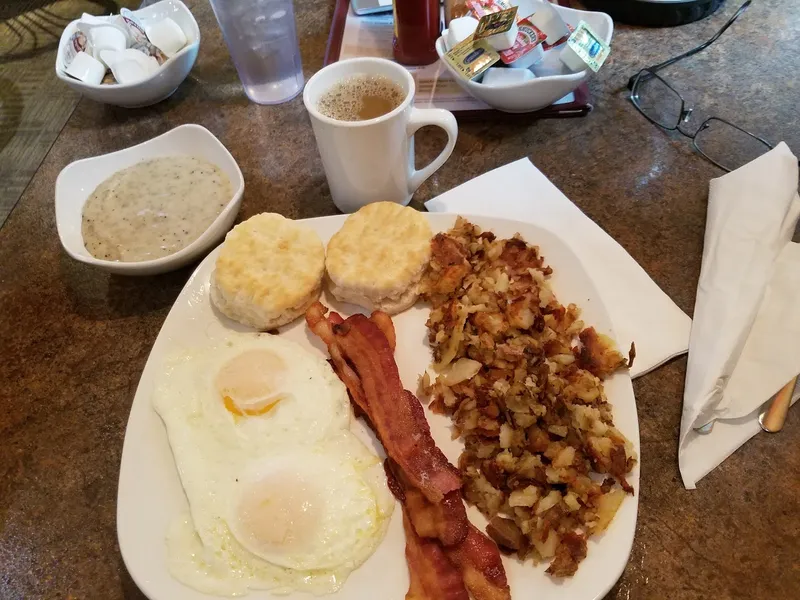 fried eggs Mom and Pop's Diner