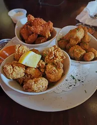 fried chicken in Cleveland