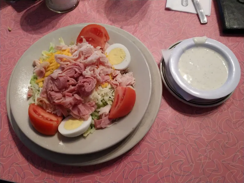 chef salad Town And Country Cafe