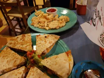 Best of 24 chicken quesadilla in Arlington