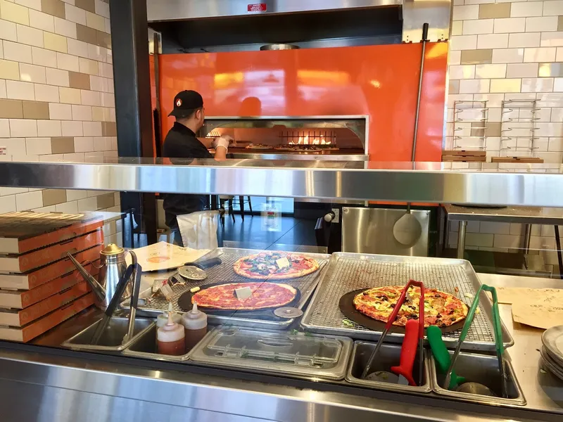 breadsticks Blaze Pizza