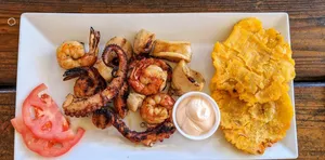 Best of 18 calamari in Miami