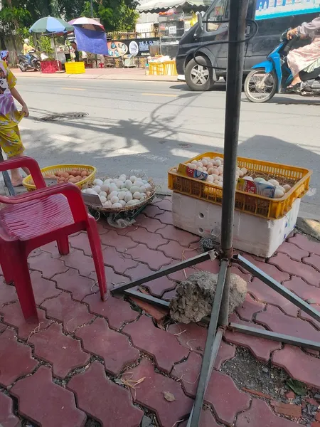 Hội Quán Lan Rừng Coffeee