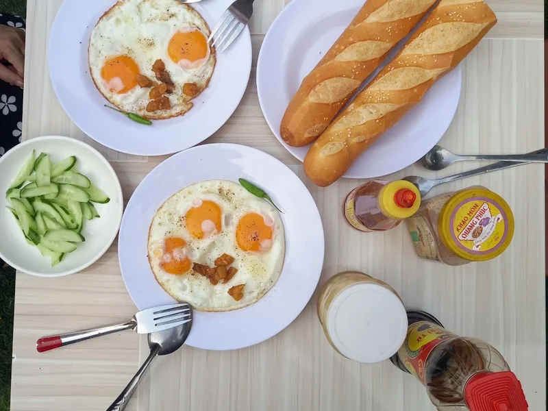 Cà Phê Sân Vườn Cỏ Xanh