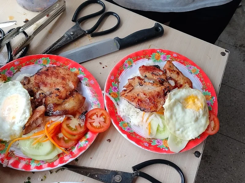 Cơm Tấm Cháo Lòng 175