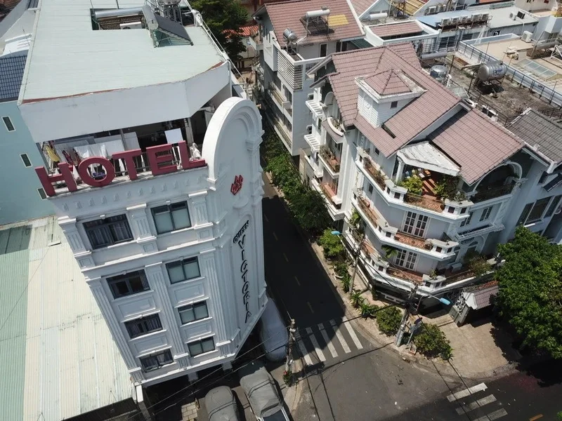 Khách Sạn Queen Victoria