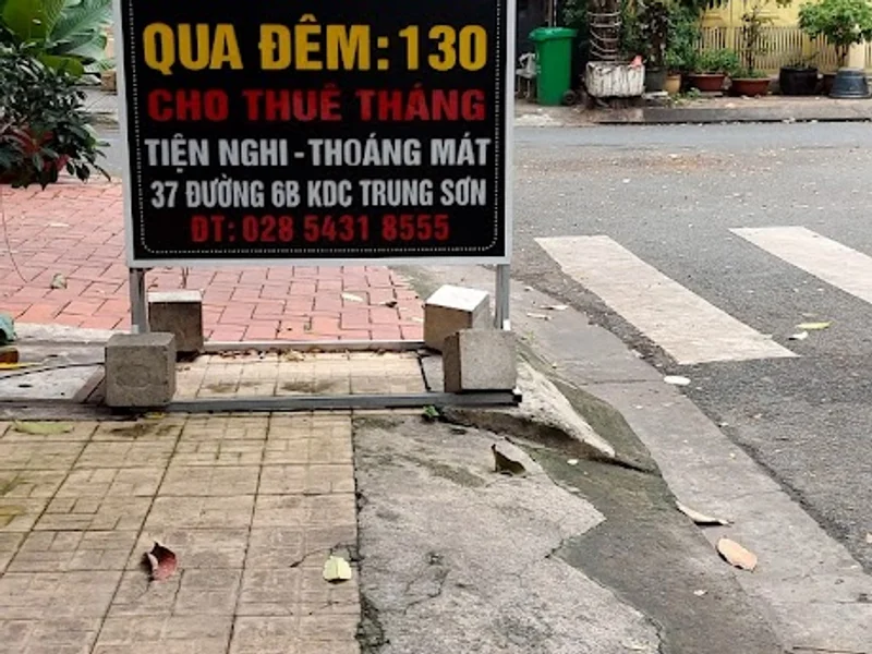 Khách sạn Hoàng Phúc