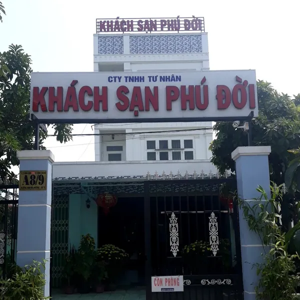 Khách sạn Phú Đời