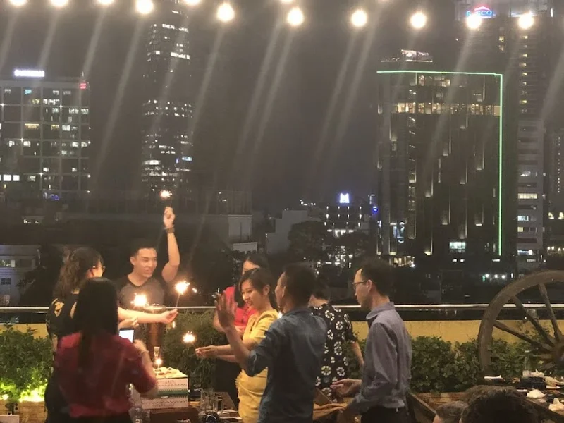 Saigon Grill Pasteur